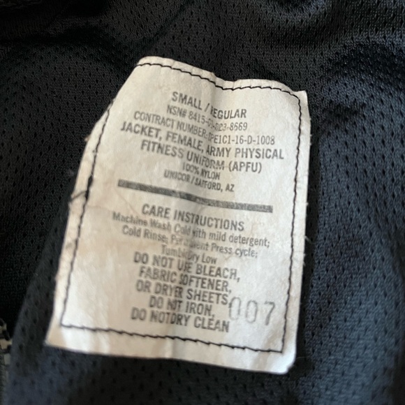 US Army APFU Physical Fitness Uniform Jacket Military Women’s Small windbreaker - Picture 9 of 13